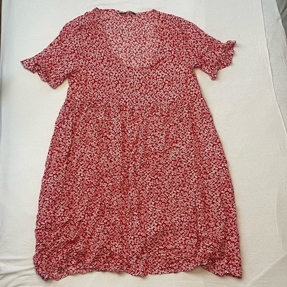 ⭐️EUC⭐️ FLORAL FLOWY